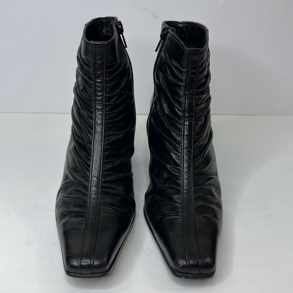 GABOR Woman's Black Ruched Detail Square Toe  Leather Side Zip Bootie Sz 5.5